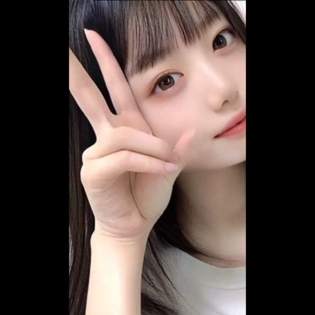 FC2 PPV 2691121【期間限定】 可愛すぎてT*kT*kでバズってた女の子のお宝♡動画を公開します！！！ 【必見】