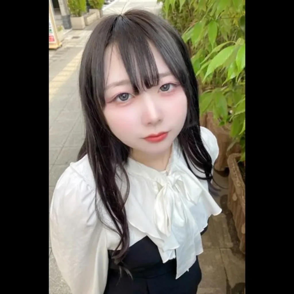 FC2 PPV 4720819 【2作.品】こ.う./ こ.う./卒./業 した.ばかりの. 1./8 .さ. い ♡感度良好な色白Fカップあおいちゃんのピンク色オマンコに3発 中.出し♡ 情熱価格 (兄)